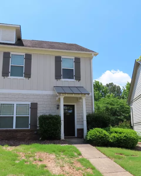 259 Oconee River Cir, Athens, GA 30605