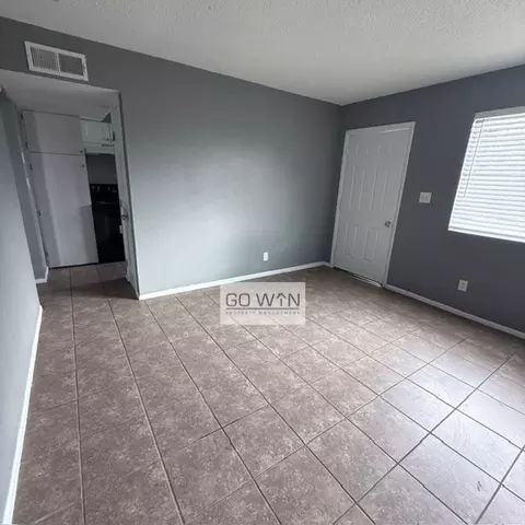 245 S Allen, Mesa, AZ 85204