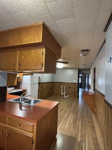 136 W Main St, Schuylkill Haven, PA 17972