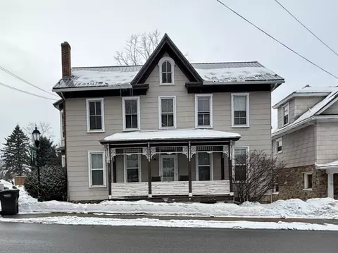 137 E Pine Grove Rd, Pine Grove Mills, PA 16868