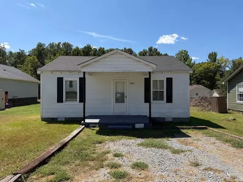 1431 Edgewood Dr, Rock Hill, SC 29730