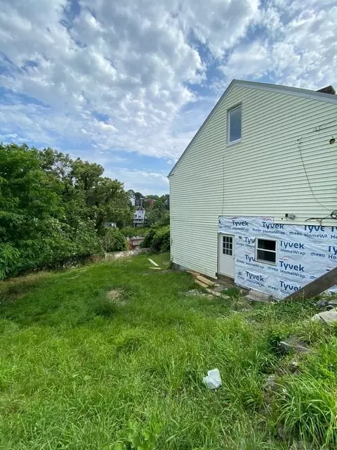 924 Excelsior St, Pittsburgh, PA 15210