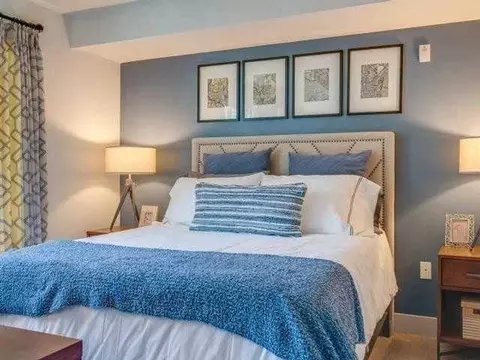 10655 Main St, Bellevue, WA 98004