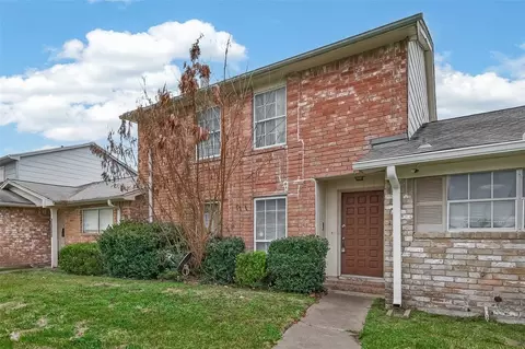 6375 S Briar Bayou Dr, Houston, TX 77072
