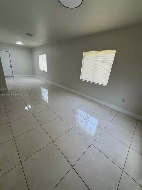 441 NW 83rd St #441, West Little River, FL 33150