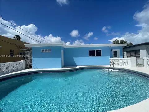 2120 Biarritz Dr #3, Miami Beach, FL 33141