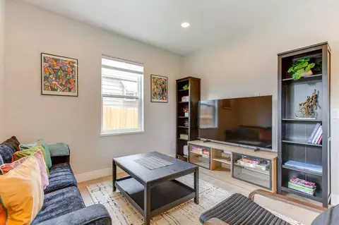 3674 S Logan St #1385649P, Englewood, CO 80113