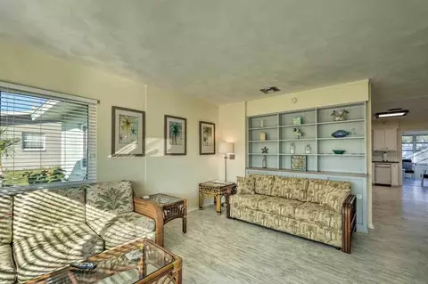 1017 Pineland Ave #1385877P, Venice, FL 34285