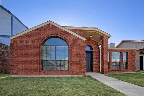 10619 Woodleaf Dr, Dallas, TX 75227