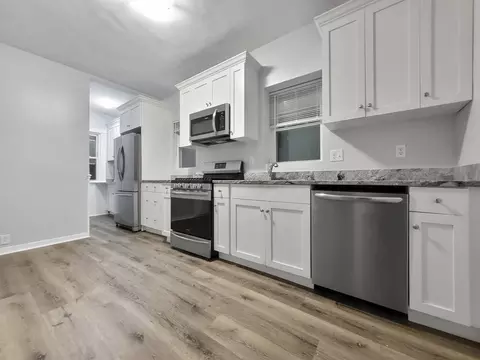 72 Myrtle Streetmyrtle St #1, Malden, MA 02148