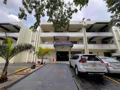 1480 W 46th St #325, Hialeah, FL 33012