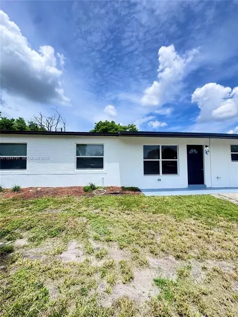 3731 SW 58th Ter, Kendale Lakes, FL 33183