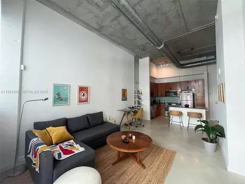 2001 S Biscayne Blvd #2106, Miami, FL 33137