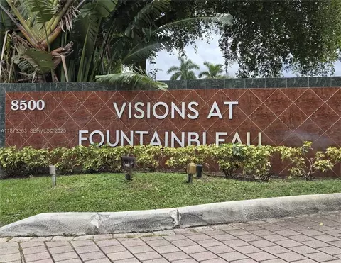 8517 NW 7th St #401, Miami, FL 33126
