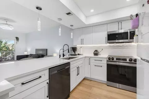 50 SW 3rd Ave #311, Boca Raton, FL 33432