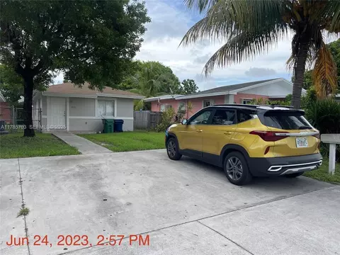 5881 NW 32nd St #05881, Miami, FL 33142