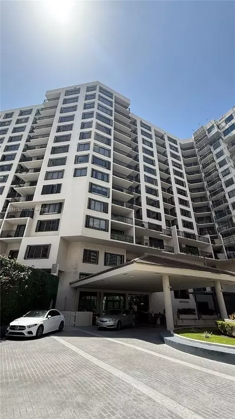 540 Brickell Key Dr #1124, Miami, FL 33131