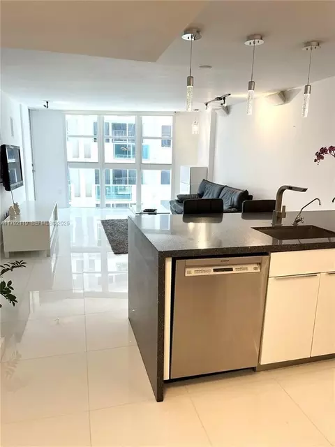 1228 West Ave #412, Miami Beach, FL 33139