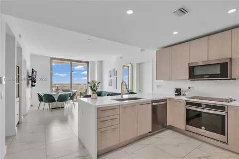 2000 Metropica Way #1507, Sunrise, FL 33323