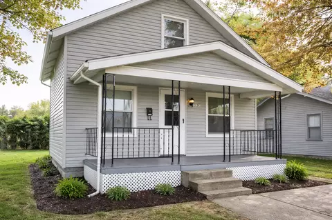 2134 34th St NE, Canton, OH 44705