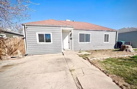 1060 Emporia St, Aurora, CO 80010