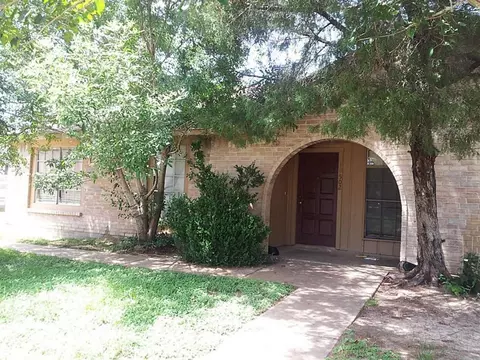 19502 Woodglen Dr, Katy, TX 77449