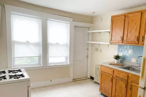 14 Russell St #16, Quincy, MA 02171