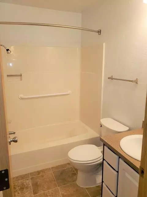 11575 SW 135th Ave Inc #040, Tigard, OR 97223