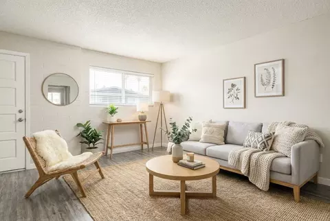 2402 W Devonshire Ave #19, Phoenix, AZ 85015