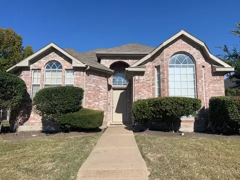 2213 Creek Royal Dr, Mesquite, TX 75181