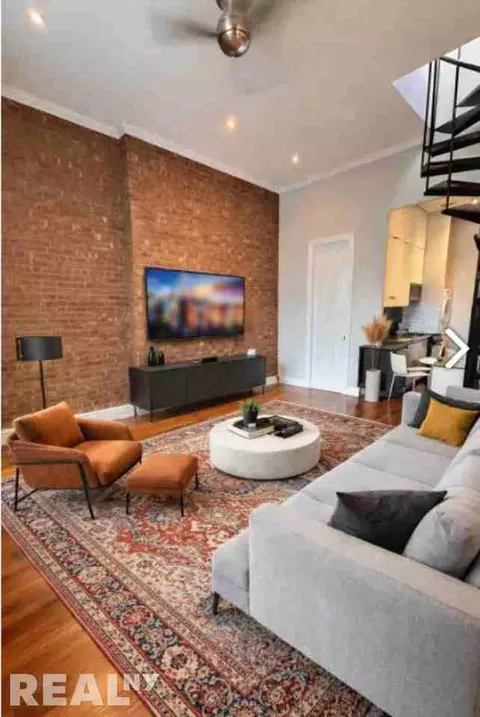Undisclosed, New York, NY 10021