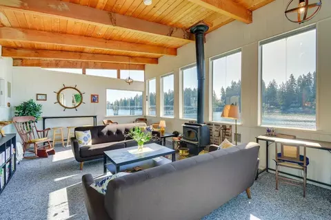 50 E Treasure Island Dr #1386201P, Allyn, WA 98524