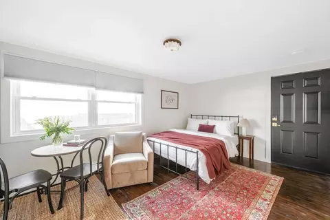 200 S Henry St #1468339P, Madison, WI 53703