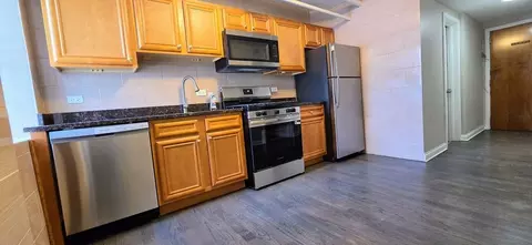 4764 N Virginia Ave #F, Chicago, IL 60625