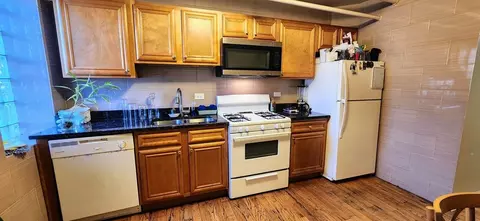 4764 N Virginia Ave #F, Chicago, IL 60625