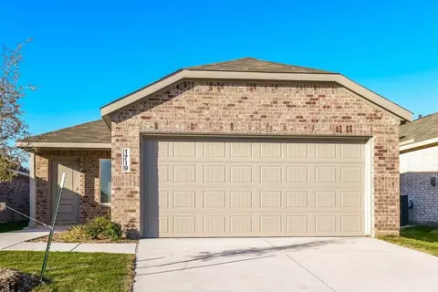 1719 Crossbill St, Forney, TX 75126