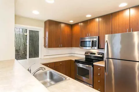 16101 Bothell Everett Hwy #E207, Mill Creek, WA 98012