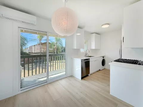 776 W Wilson St #C, Costa Mesa, CA 92627