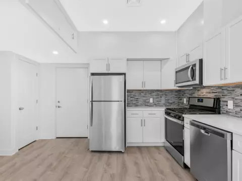 302 Broadway, Everett, MA 02149 photo 8