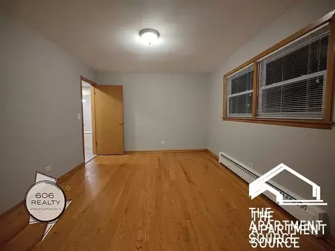 5610 N Central Ave #2, Chicago, IL 60646