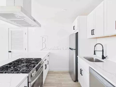 165 Richards St #107, West Haven, CT 06516