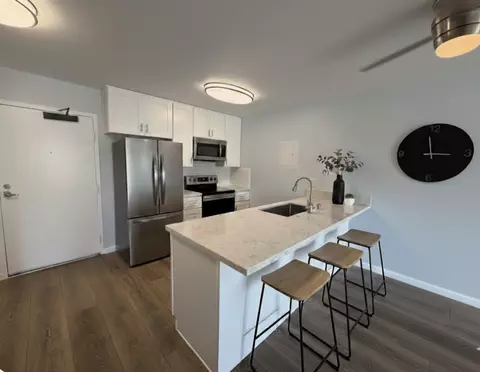 8036 Linda Vista Rd #1E, San Diego, CA 92111