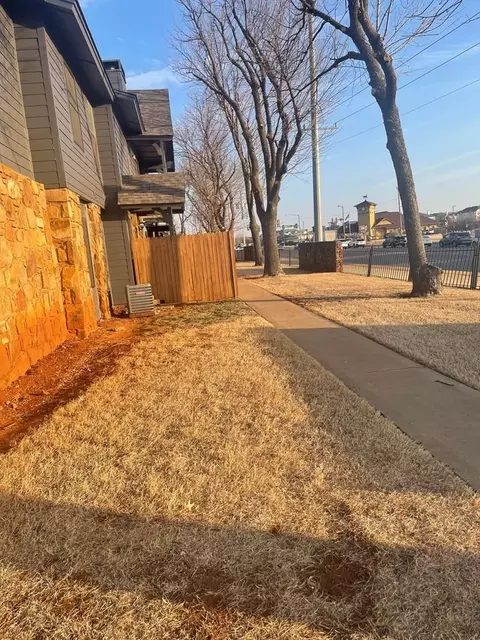 14403 N Pennsylvania Ave #F, Oklahoma City, OK 73134