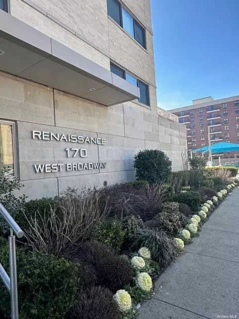 170 W Broadway # 3I, Long Beach, NY 11561