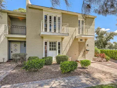 888 Tam O Shanter, Winchester, NV 89109