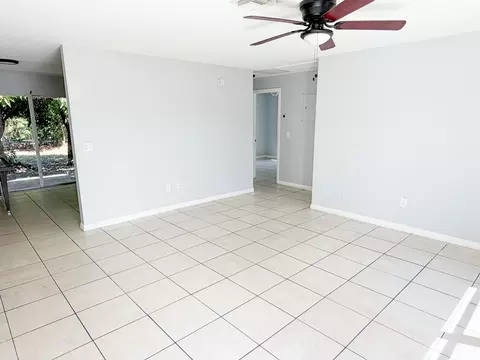 4559 Coconut Rd, Lake Worth Beach, FL 33461