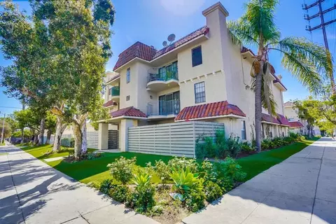 4060 S Hoover St #4060-304, Los Angeles, CA 90037