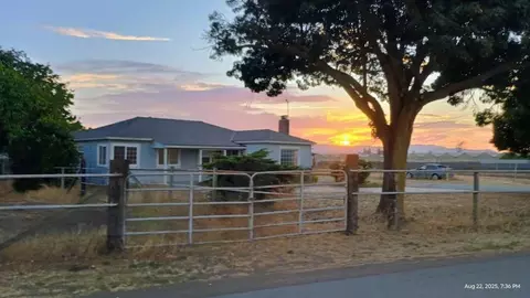 7305 Furlong Ave, Gilroy, CA 95020