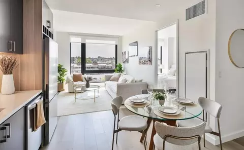 64 Box St #9G, Brooklyn, NY 11222