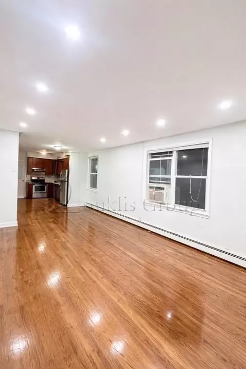 1723 Crosby Ave #3, New York, NY 10461